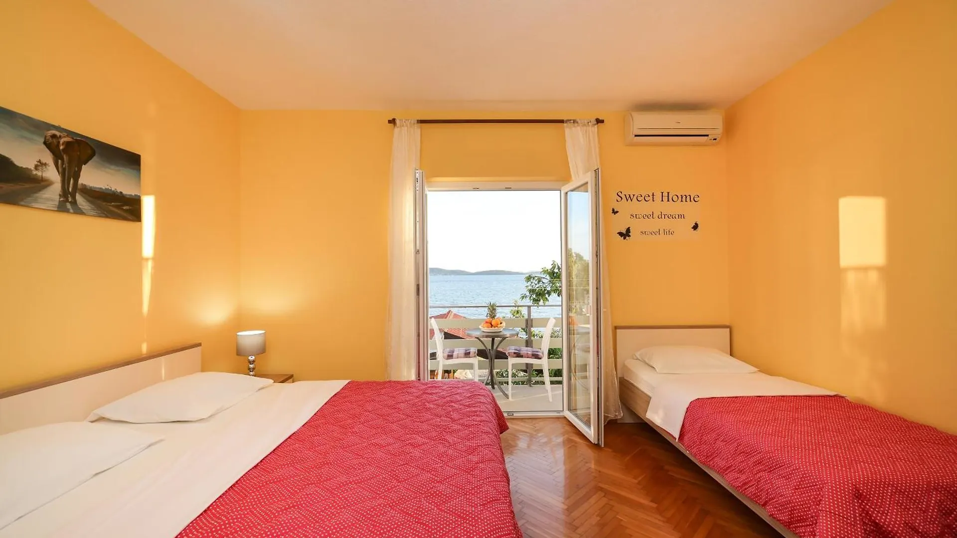Apartments Children'S Paradise Sukosan