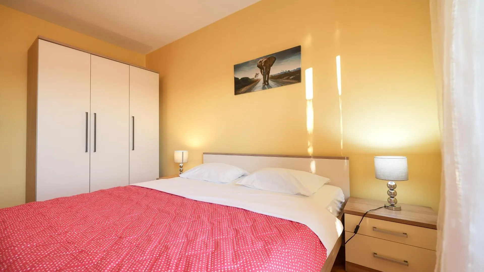 Apartments Children'S Paradise Sukosan
