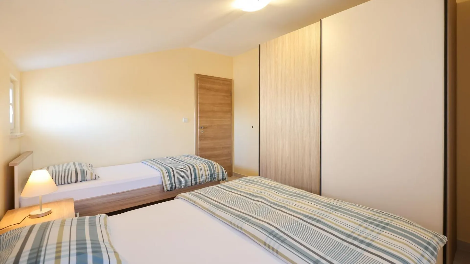 Apartments Children'S Paradise Sukosan